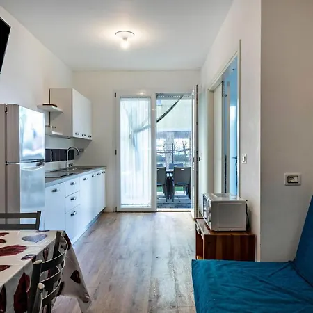 Condominio Silente H * 비비오네